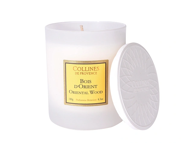 Les naturelles свеча Oriental Wood 180г